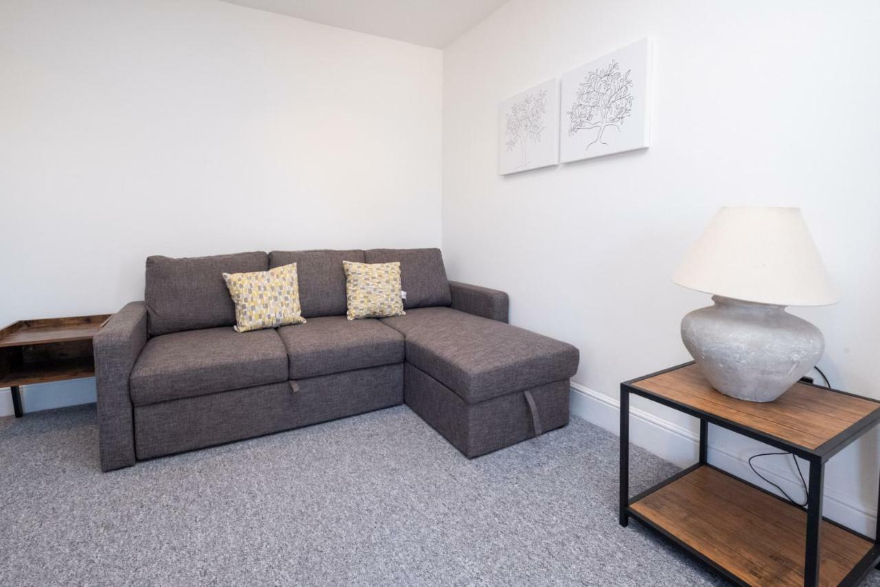 Rowan - Three Tuns Apartments , Wickham Market - By Aldeburgh Coastal Cottages Pettistree Екстериор снимка